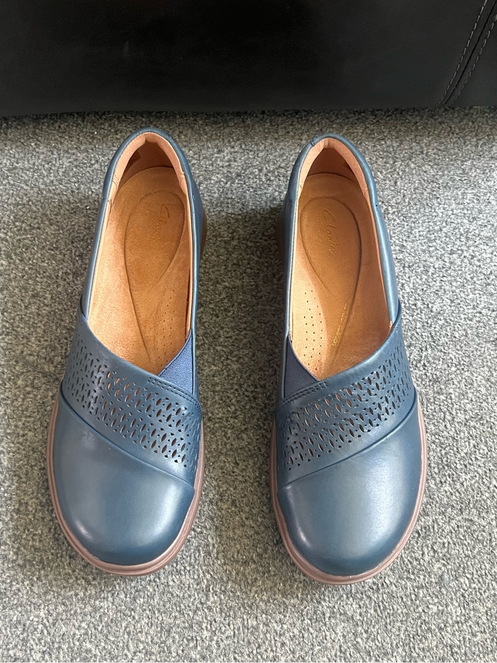Clarks Certina Edge Leather Women's Navy Slip-On Loafers - Picture 5 of 14